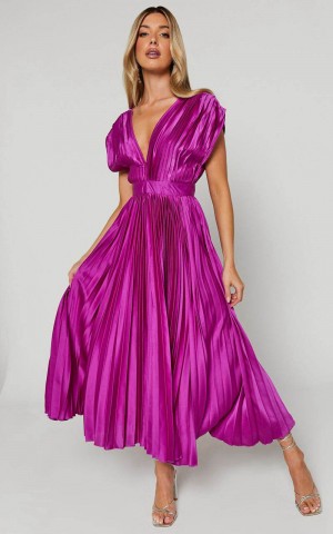 Showpo Della Midi Dress - Plunge Neck Short Sleeve Pleated Dress Grape | XDTBGW013