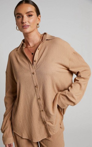 Showpo Isabeau Shirt - Relaxed Oversized Shirt Mocha | UYSPGW690