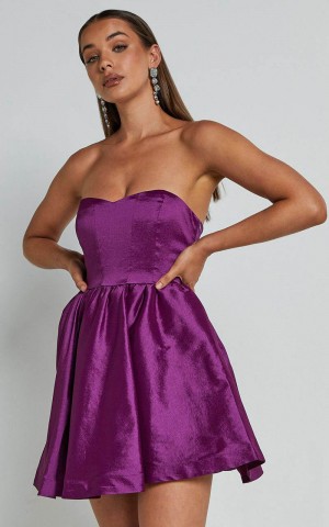 Showpo Jayde Mini Dress - Strapless Sweetheart Fit And Flare Dress Orchid | XLOCUY065