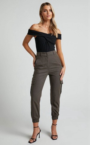 Showpo Kayla Pants - Mid Rise Cargo Pants Dark Olive | AHTMPI728