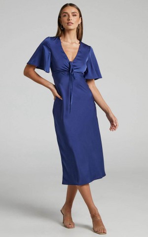 Showpo Nicholla Midi Dress - Ruched Front Angel Sleeve Slip Dress Navy | EFWATN845