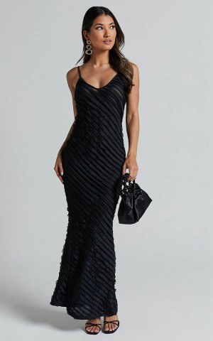 Showpo Runaway The Label - Opaline Maxi Dress Black | YSMAFR451