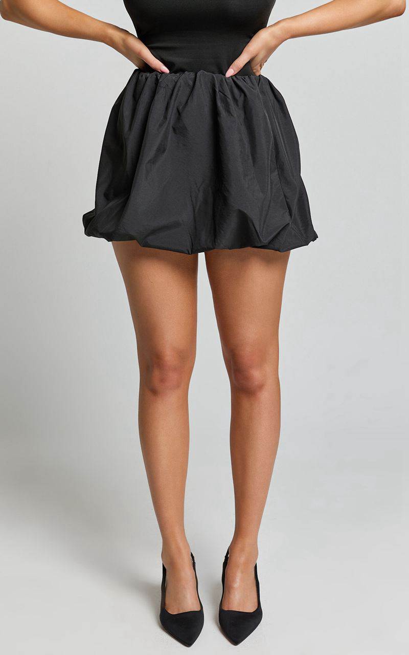 Showpo Abbey Mini Skirt - Bubble Hem Skirt Black | CODFYZ623