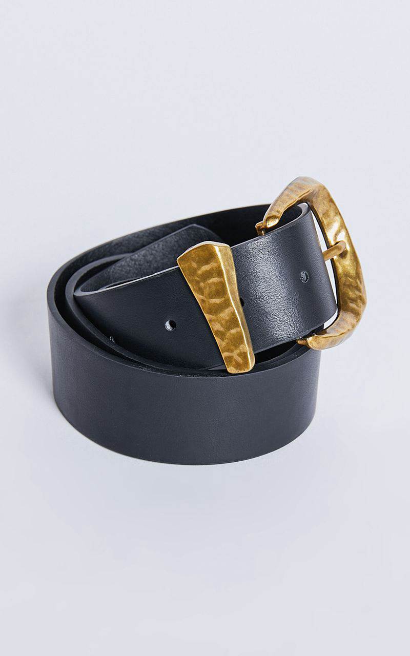 Showpo Abbie Belt - Chunky Gold Bucket Belt Black | VGYDEU927