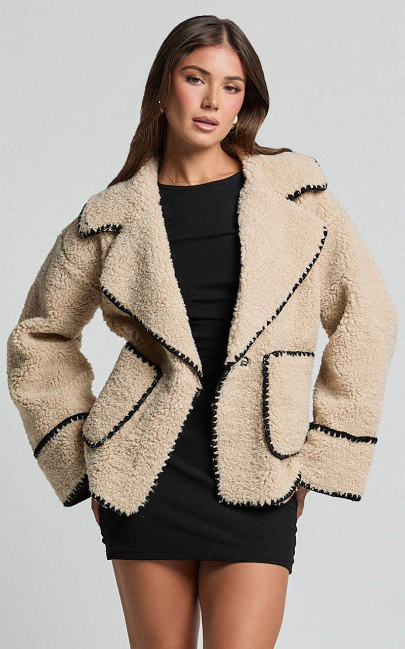 Showpo Adeline Jacket - Oversized Blanket Stitched Shearling Jacket Caramel | VZXBIF198