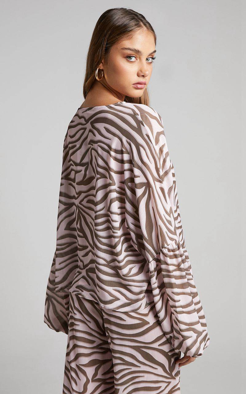 Showpo Aegir Blouse - Tie Front Drop Sleeve Blouse Wild Zebra | AYNOFM014