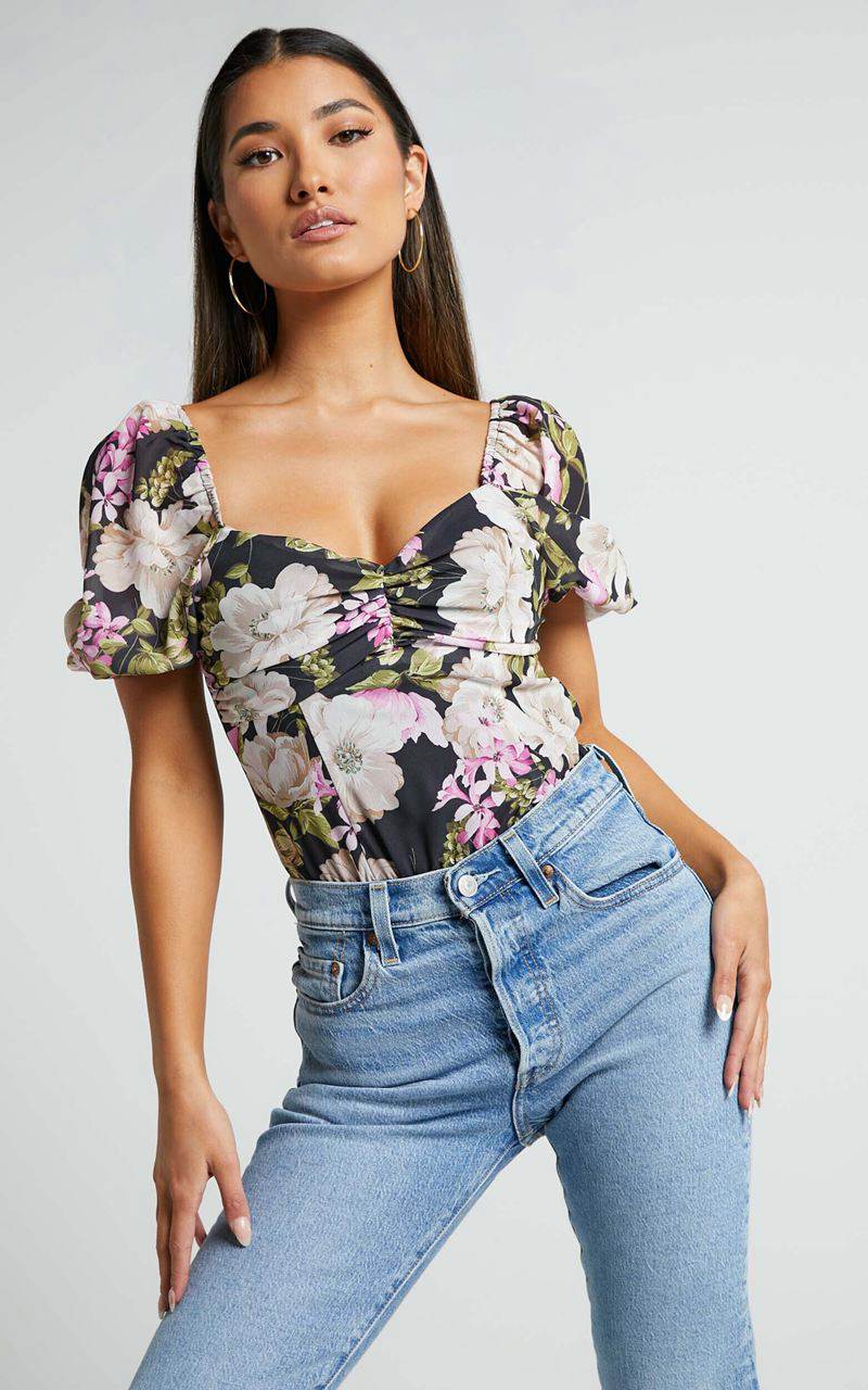 Showpo Alex Bodysuit - Short Puff Sleeve Bodysuit Midnight Floral | YGXHFI943