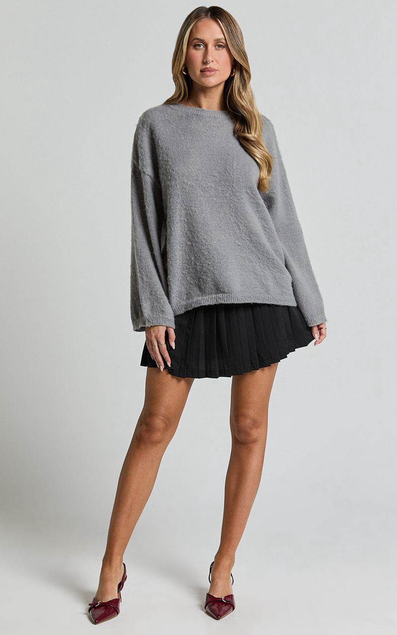 Showpo Alfie Jumper - Crew Neck Relaxed Fluffy Knit Jumper Grey | MOTDQX312