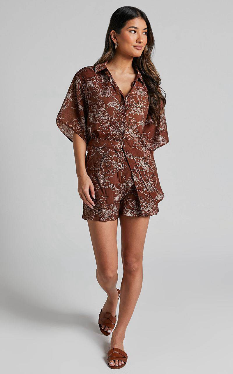 Showpo Alofi Top - Collared Button Through Short Sleeve Blouse Brown Floral | HJKYUI148