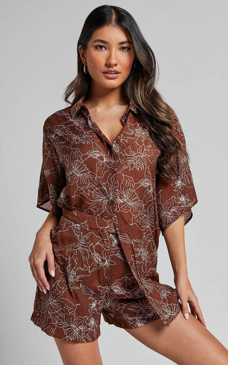 Showpo Alofi Top - Collared Button Through Short Sleeve Blouse Brown Floral | HJKYUI148