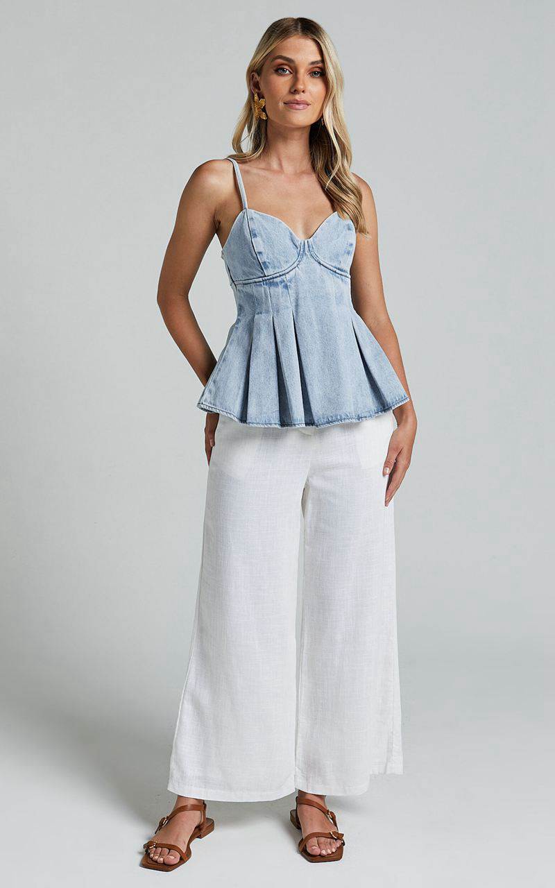 Showpo Amalie The Label - Addrianna Recycled Cotton Denim Cami Light Blue Wash | UHWSOX514