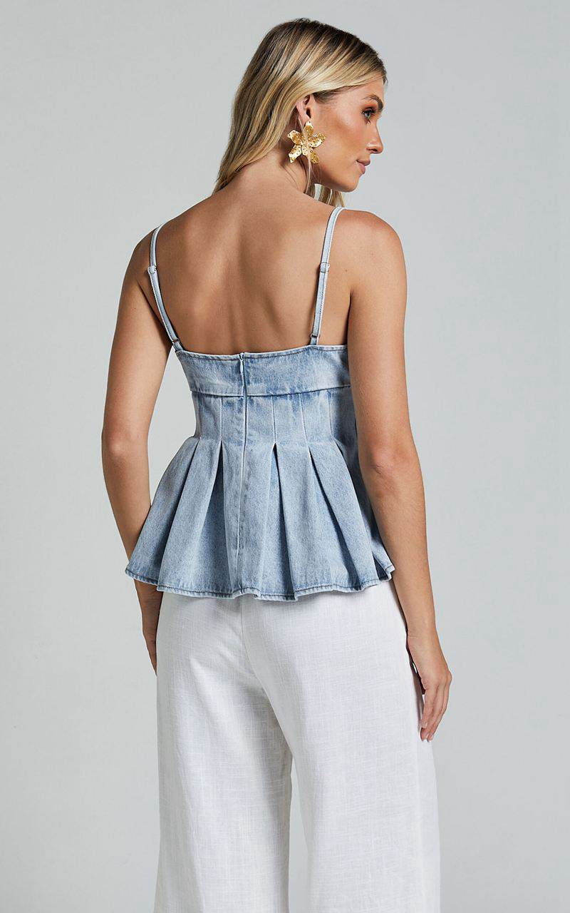 Showpo Amalie The Label - Addrianna Recycled Cotton Denim Cami Light Blue Wash | UHWSOX514