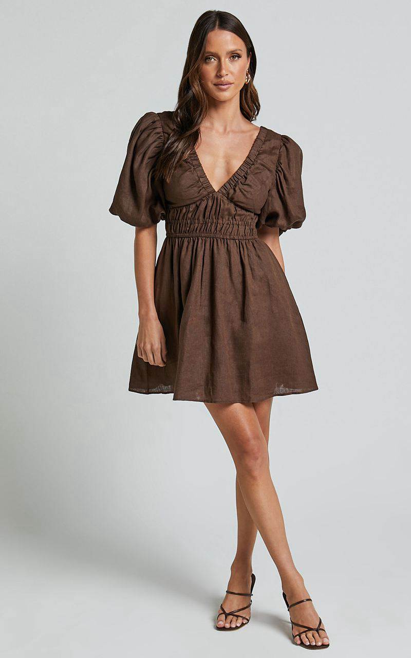 Showpo Amalie The Label - Khaila Linen Plunge Puff Sleeve Mini Dress Chocolate | EUDKSV258