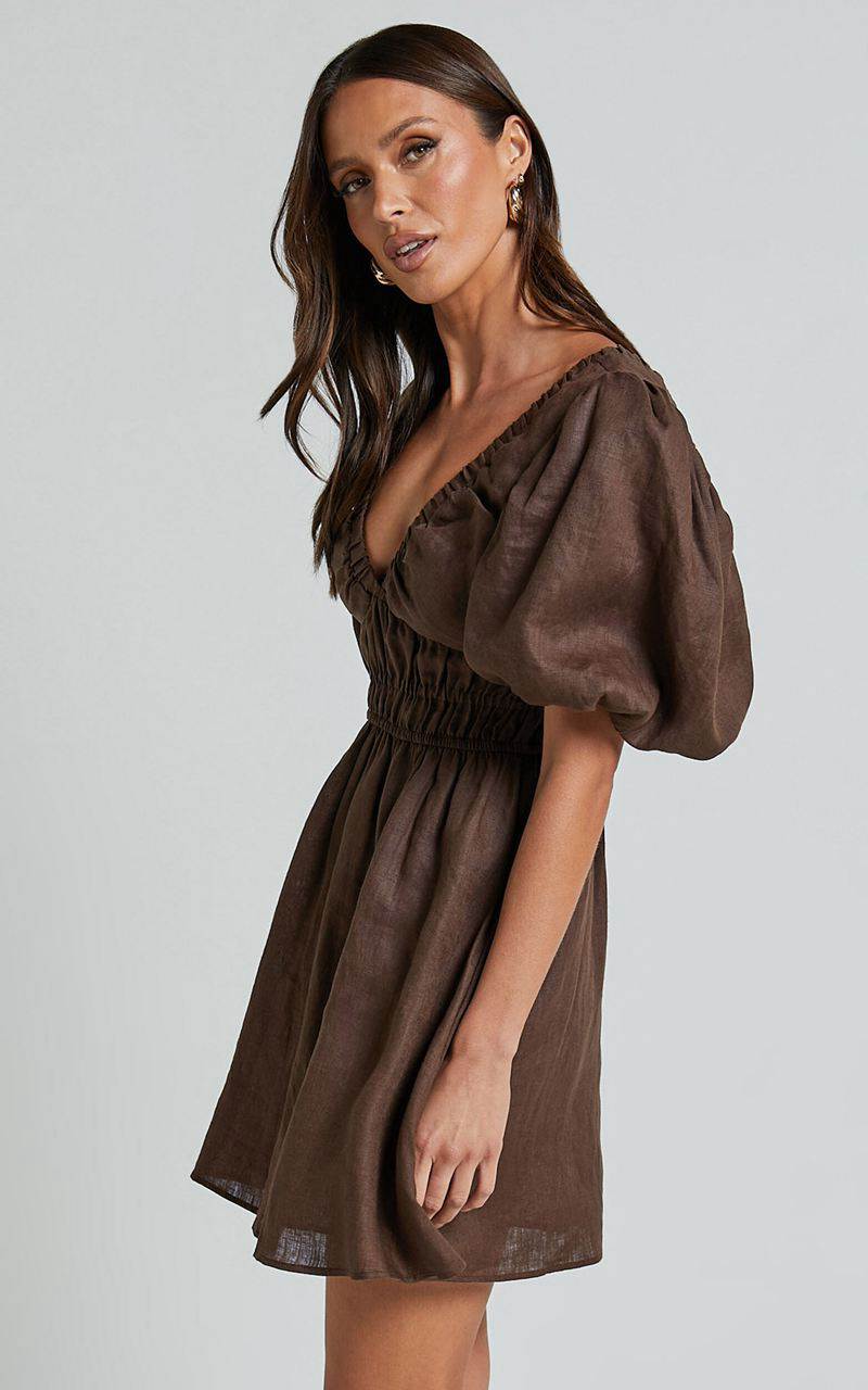 Showpo Amalie The Label - Khaila Linen Plunge Puff Sleeve Mini Dress Chocolate | EUDKSV258