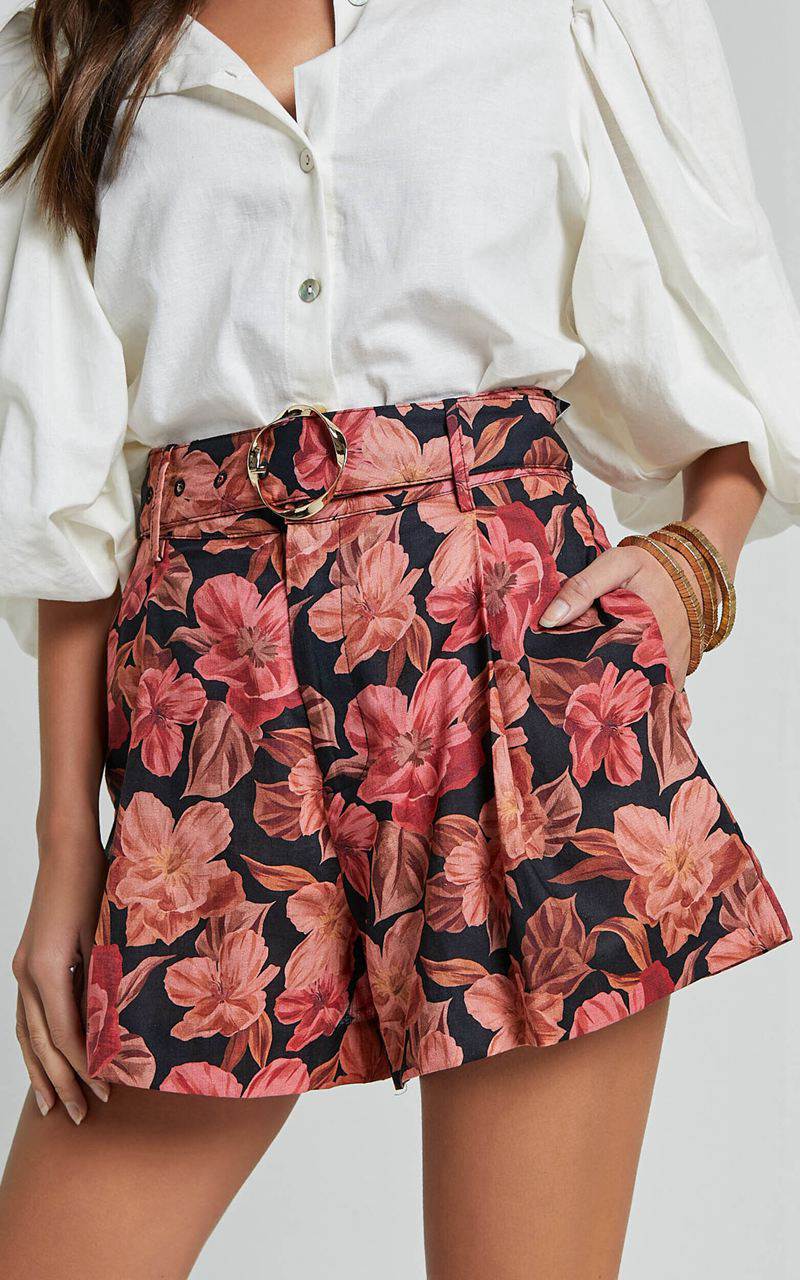 Showpo Amalie The Label - Noemie Linen Blend High Waisted Belted Tailored Shorts Atalie Print | LMCRIF835