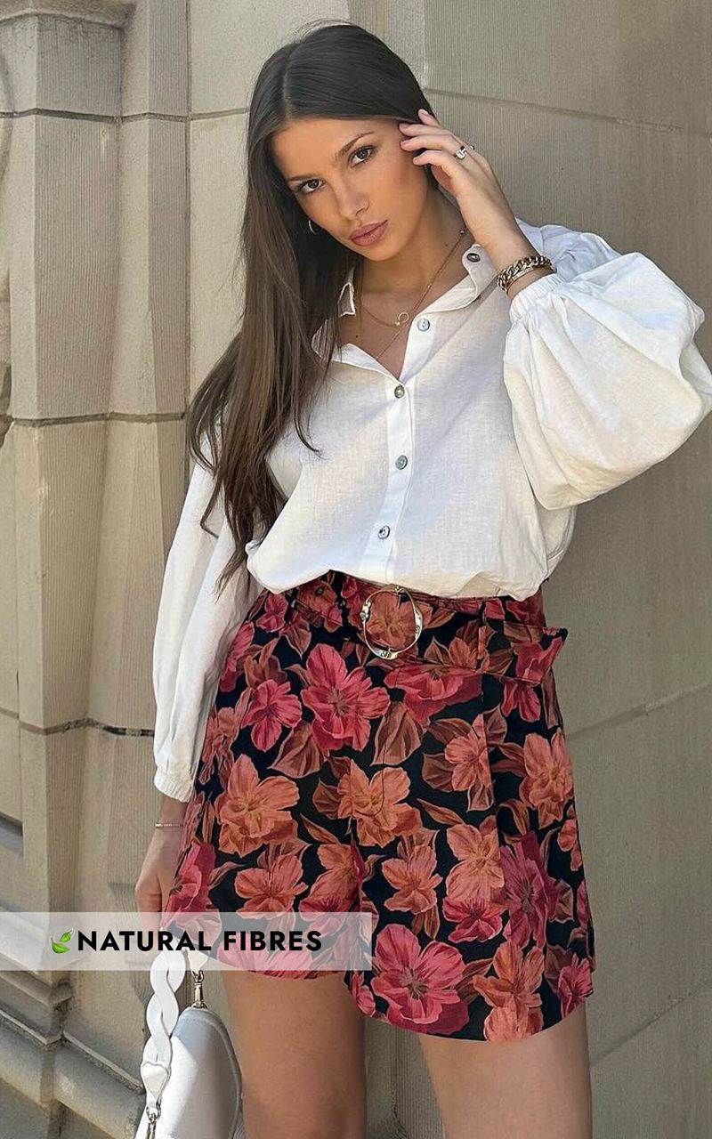 Showpo Amalie The Label - Noemie Linen Blend High Waisted Belted Tailored Shorts Atalie Print | LMCRIF835