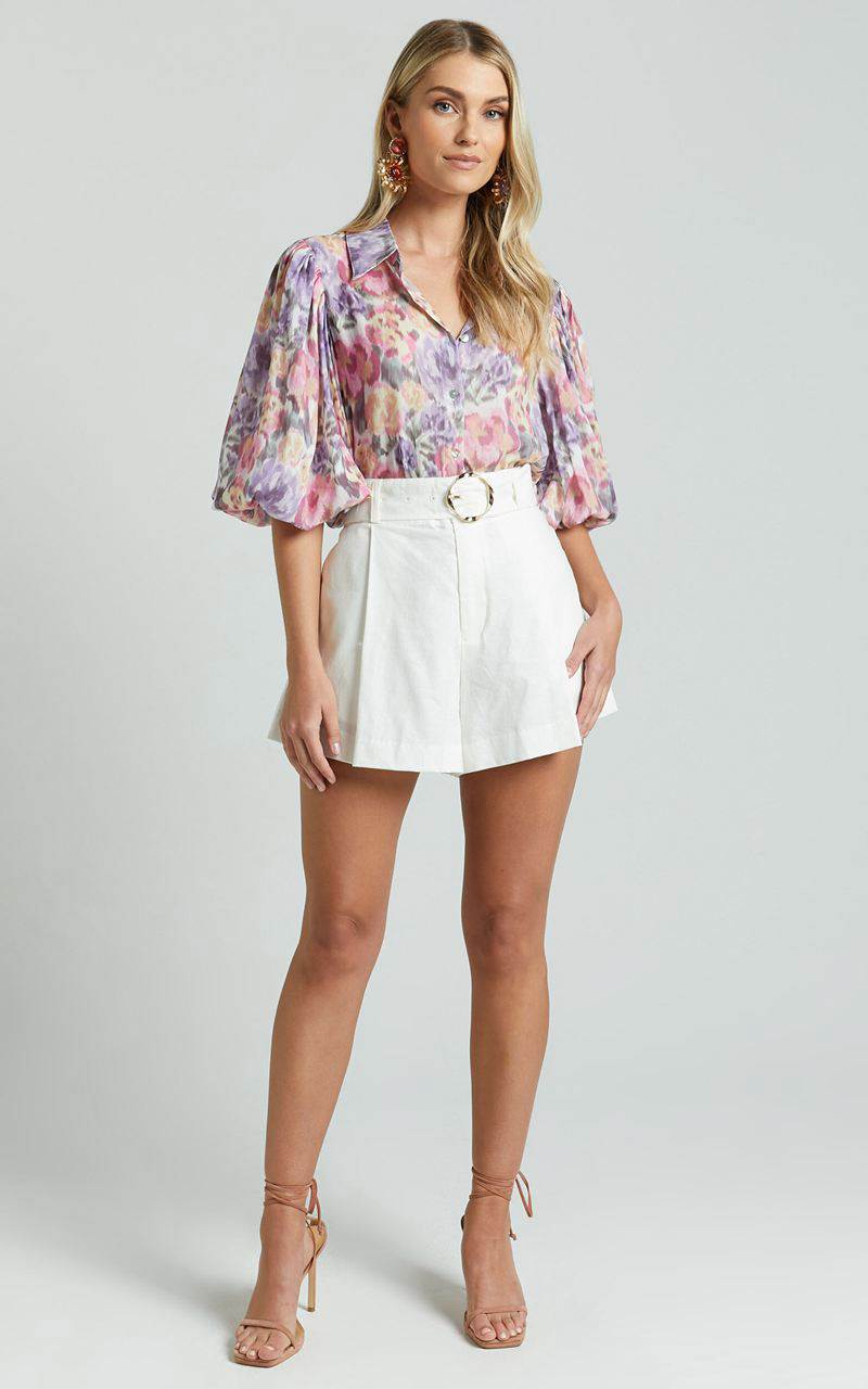 Showpo Amalie The Label - Noemie Linen Blend High Waisted Belted Tailored Shorts White | MAKUIQ415