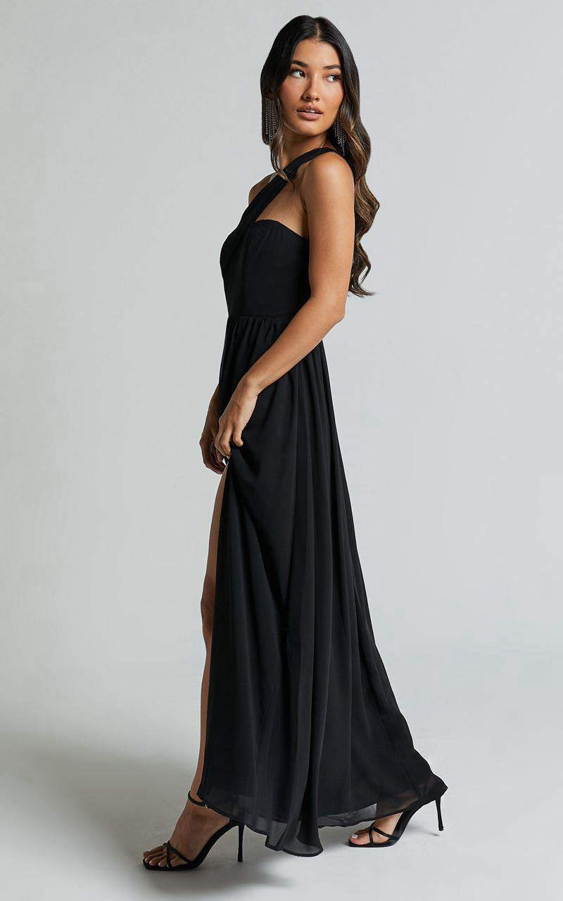 Showpo Amorette Maxi Dress - One Shoulder Detail Gown Dress Black | SAMKGQ385