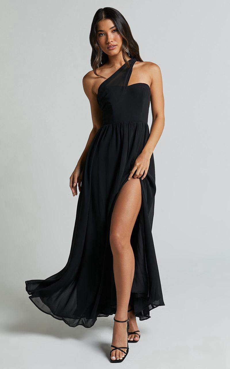 Showpo Amorette Maxi Dress - One Shoulder Detail Gown Dress Black | SAMKGQ385