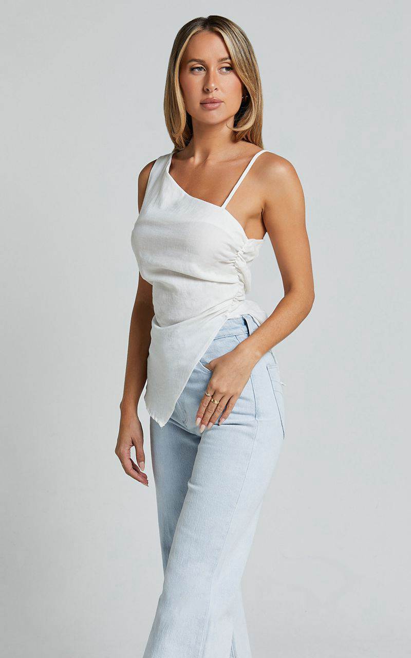 Showpo Andre Top - Asymmetric Shoulder V Hem Cami White | XQENKC450