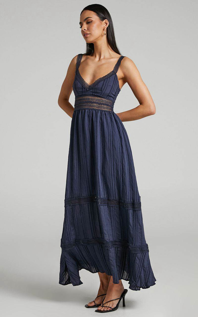 Showpo Angelique Maxi Dress - Lace Trim Dress Navy | TLAUBS653