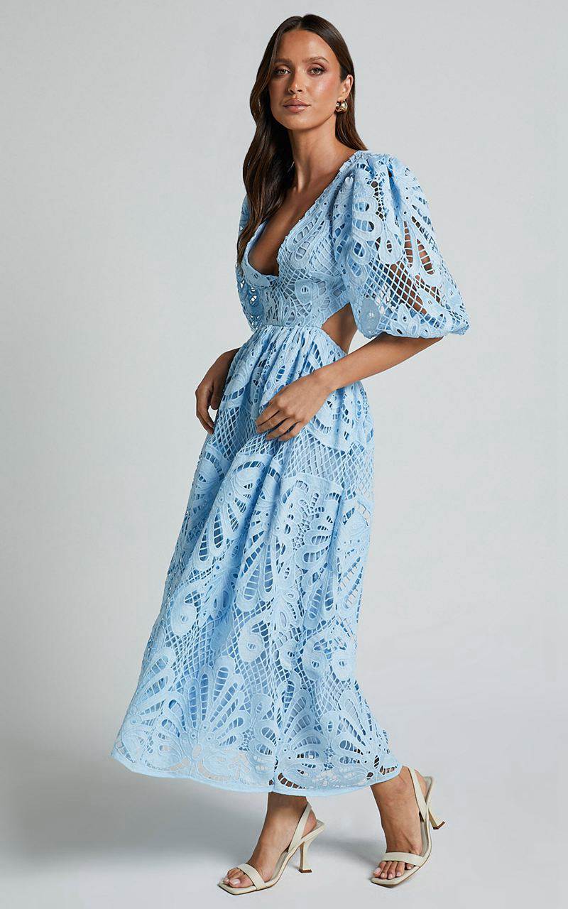 Showpo Anieshaya Midi Dress - V Neck Cut Out Lace Dress Soft Blue | LPNSTB307