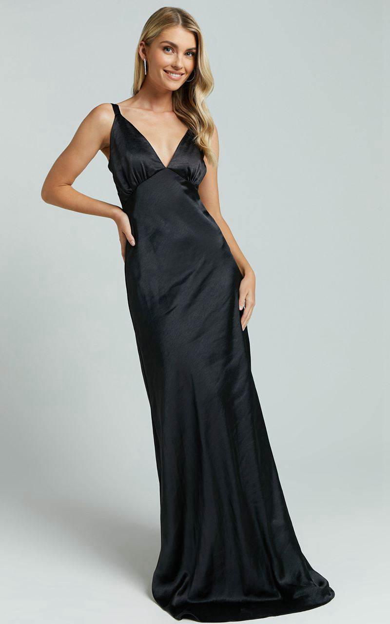 Showpo Anjorie Maxi Dress - Plunge Neck Wide Strap Sleeveless Slip Black | EVZGOJ456