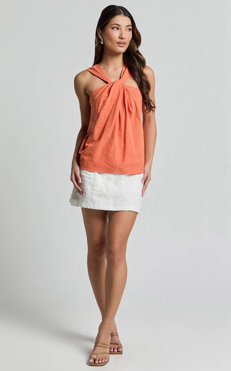 Showpo Avayah Top - Linen Look Twist Halter Neck Burnt Orange | IMRVFZ987