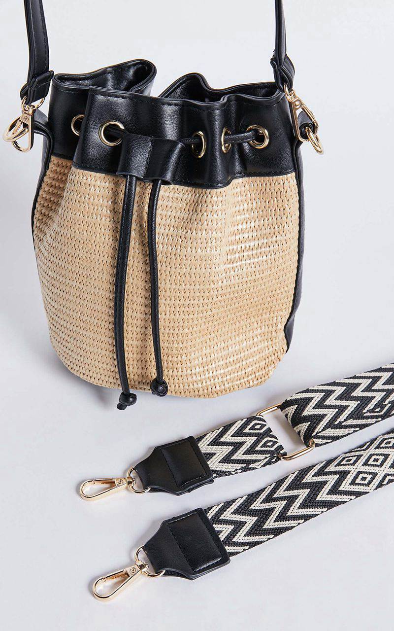 Showpo Barcelona Bag - Woven Contrast Bucket Bag Natural | NXVCFG589