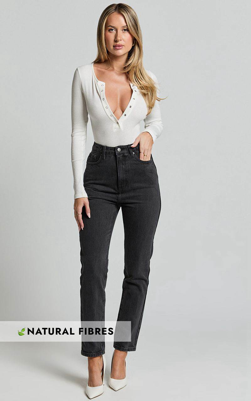 Showpo Billie Jeans - High Waisted Recycled Cotton Mom Denim Jeans Washed Black | VERMOX896