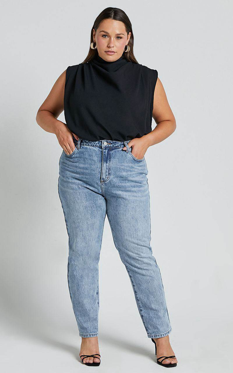 Showpo Billie Jeans - High Waisted Recycled Cotton Mom Denim Jeans Mid Blue Wash | EHUZKO791