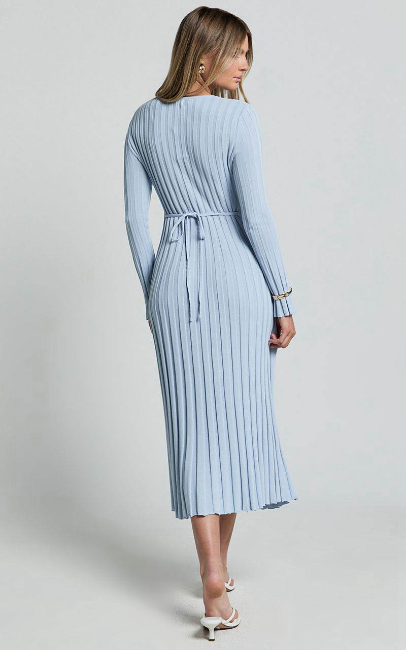 Showpo Blaire Midi Dress - Long Sleeve Tie Back Flare Dress Blue | PKWUND325