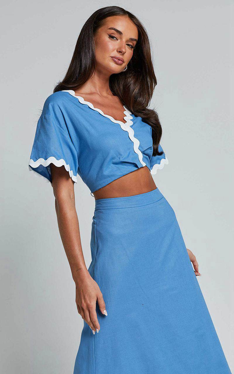 Showpo Blythe Two Piece Set - Short Sleeve With Wave Hem A Line Skirt Set Blue | ZCXBJR681