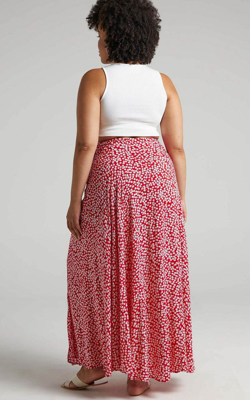 Showpo Break A Leg Wrap Thigh Split Maxi Skirt Red Floral | PEWGYR938