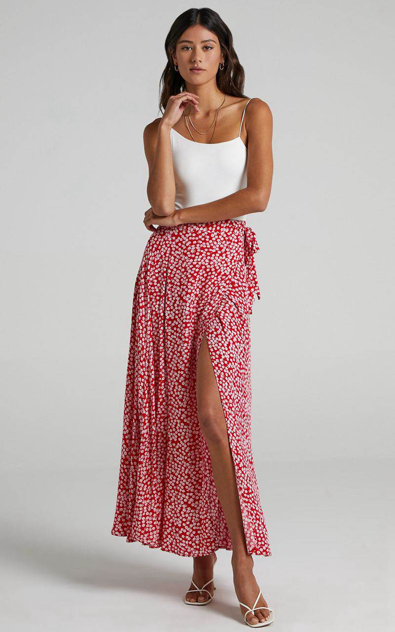 Showpo Break A Leg Wrap Thigh Split Maxi Skirt Red Floral | PEWGYR938