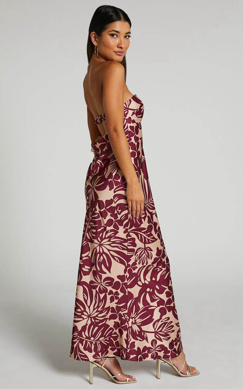 Showpo Breana Strapless Ruched Bust Maxi Wine Floral | SVJCEZ938