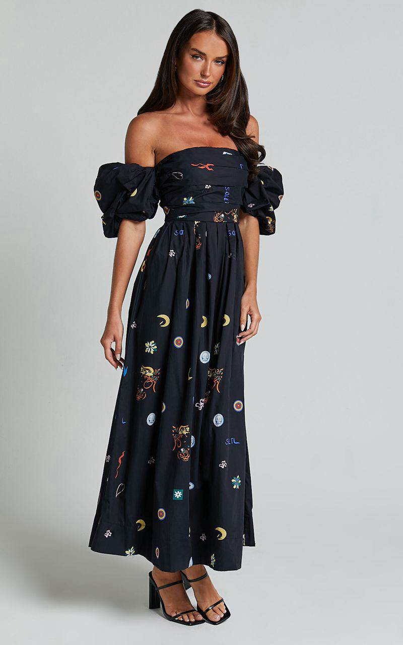 Showpo Brianna Maxi Dress - Off Shoulder Dress Black Print | NODJIW169