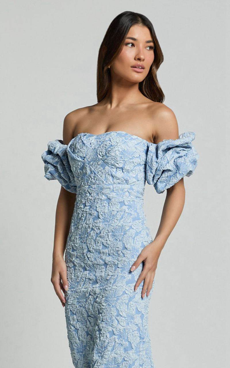 Showpo Brielle Midi Dress - Off The Shoulder Short Sleeve Sweetheart Dress Soft Blue | XIVTYB974