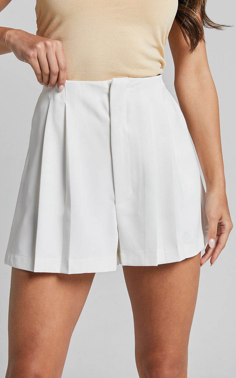 Showpo Briley Pleated Shorts - High Waisted Tailored Shorts White | WIHFTN371