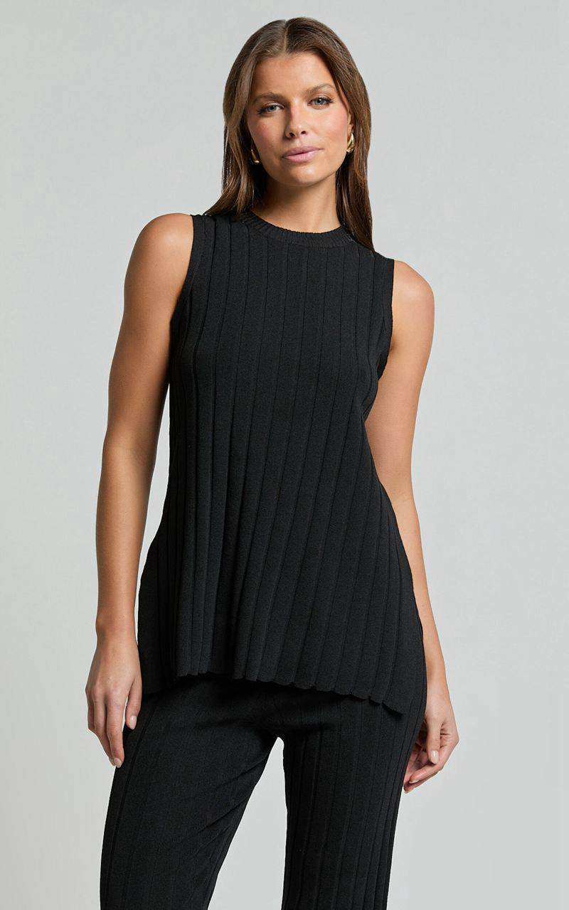 Showpo Candice Top - Crew Neck Sleeveless Knit Top Black | WDYNCB201