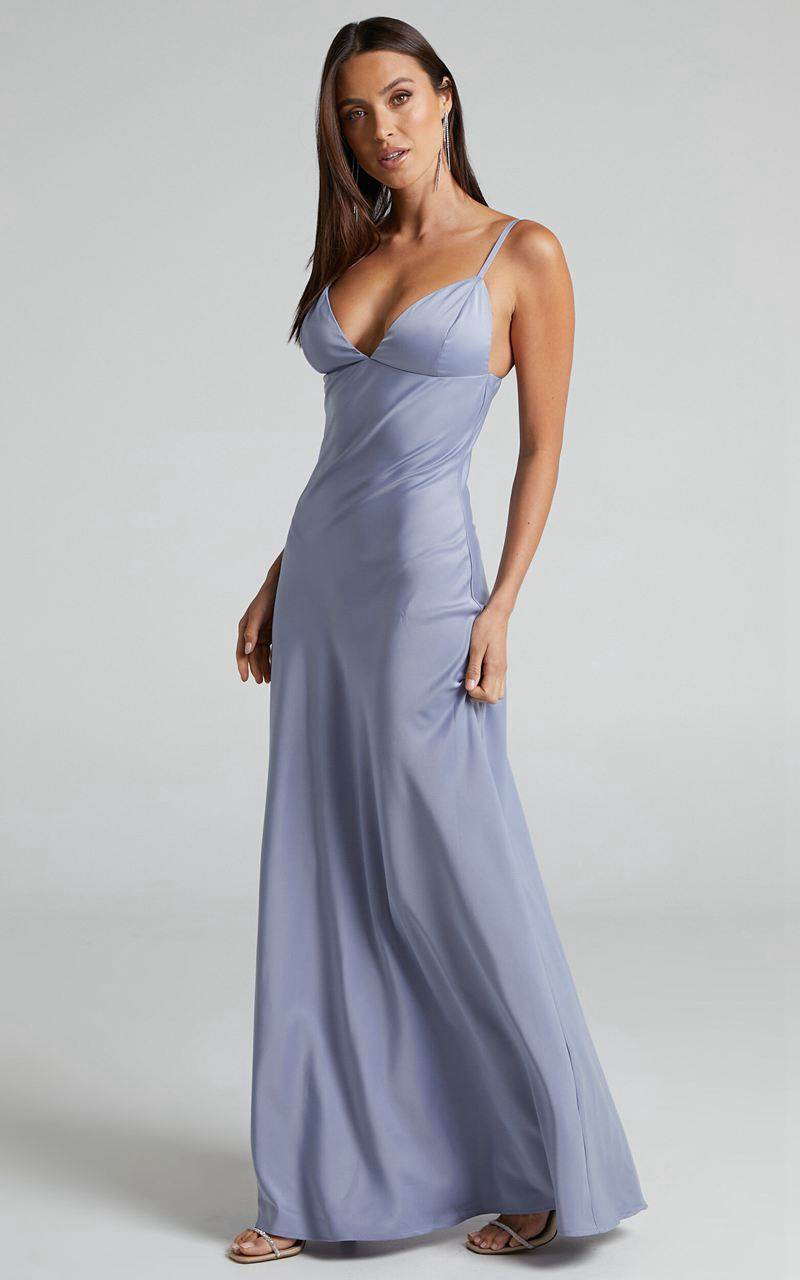 Showpo Cariela Midi Dress - Plunge Neck Satin Dress Pale Blue | AVLIZC815