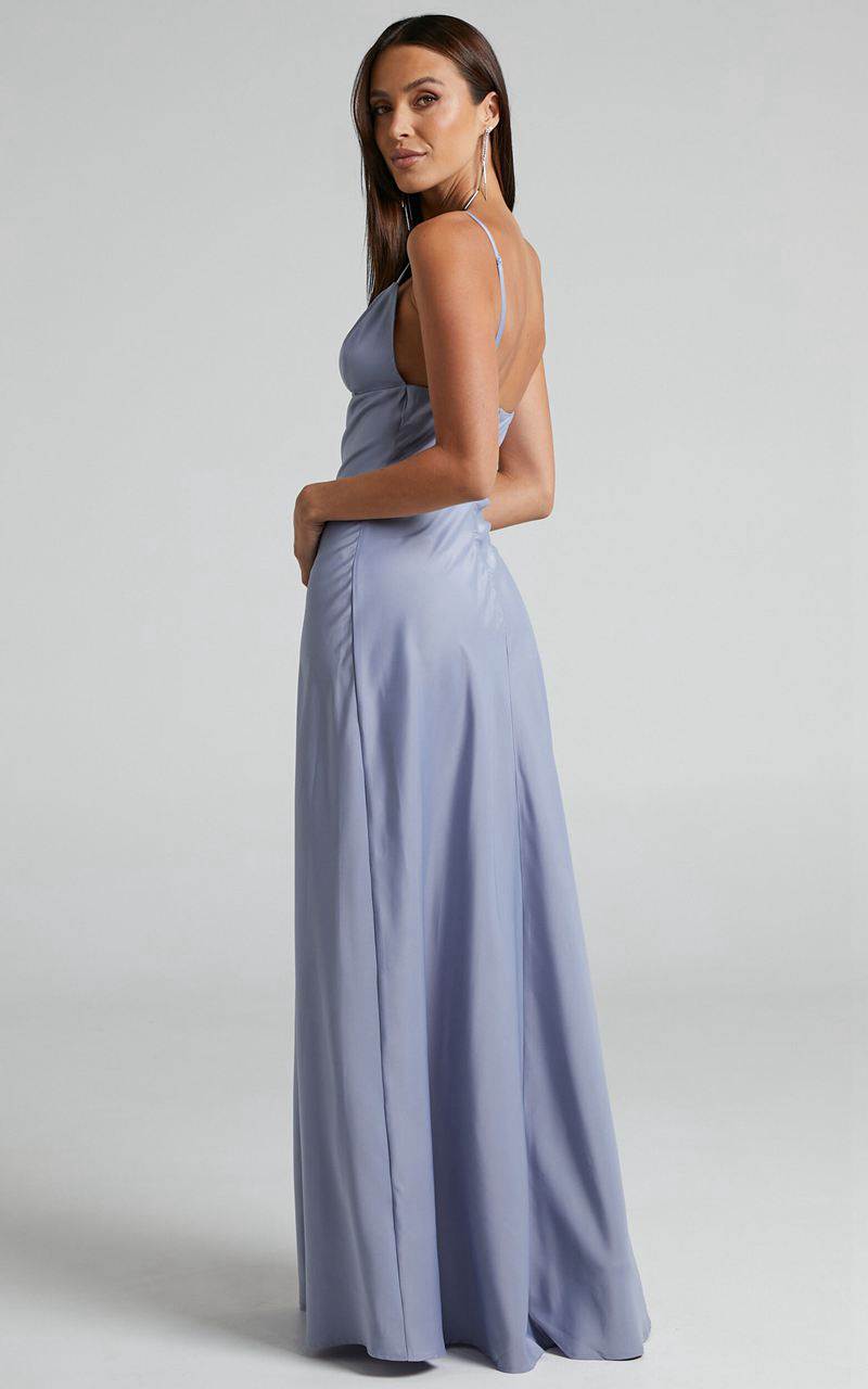 Showpo Cariela Midi Dress - Plunge Neck Satin Dress Pale Blue | AVLIZC815