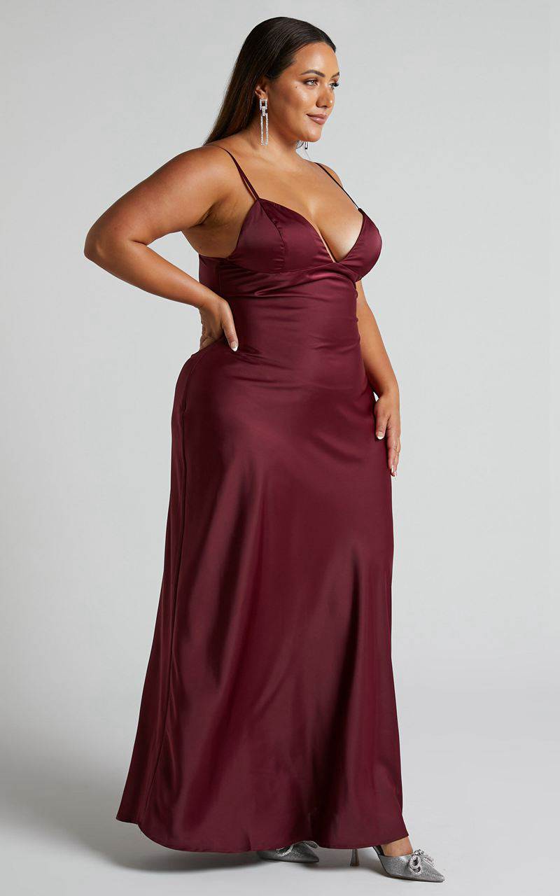 Showpo Cariela Midi Dress - Plunge Neck Satin Dress Wine | TWOQDU483