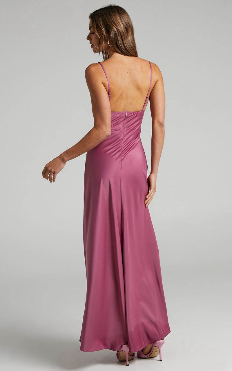 Showpo Cariela Midi Dress - Plunge Neck Satin Dress Orchid | RLCMZY576