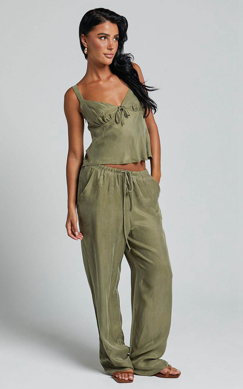 Showpo Chaya Pants - Cupro Mid Rise Relaxed Drawstring Pants Moss | HPIJZN519