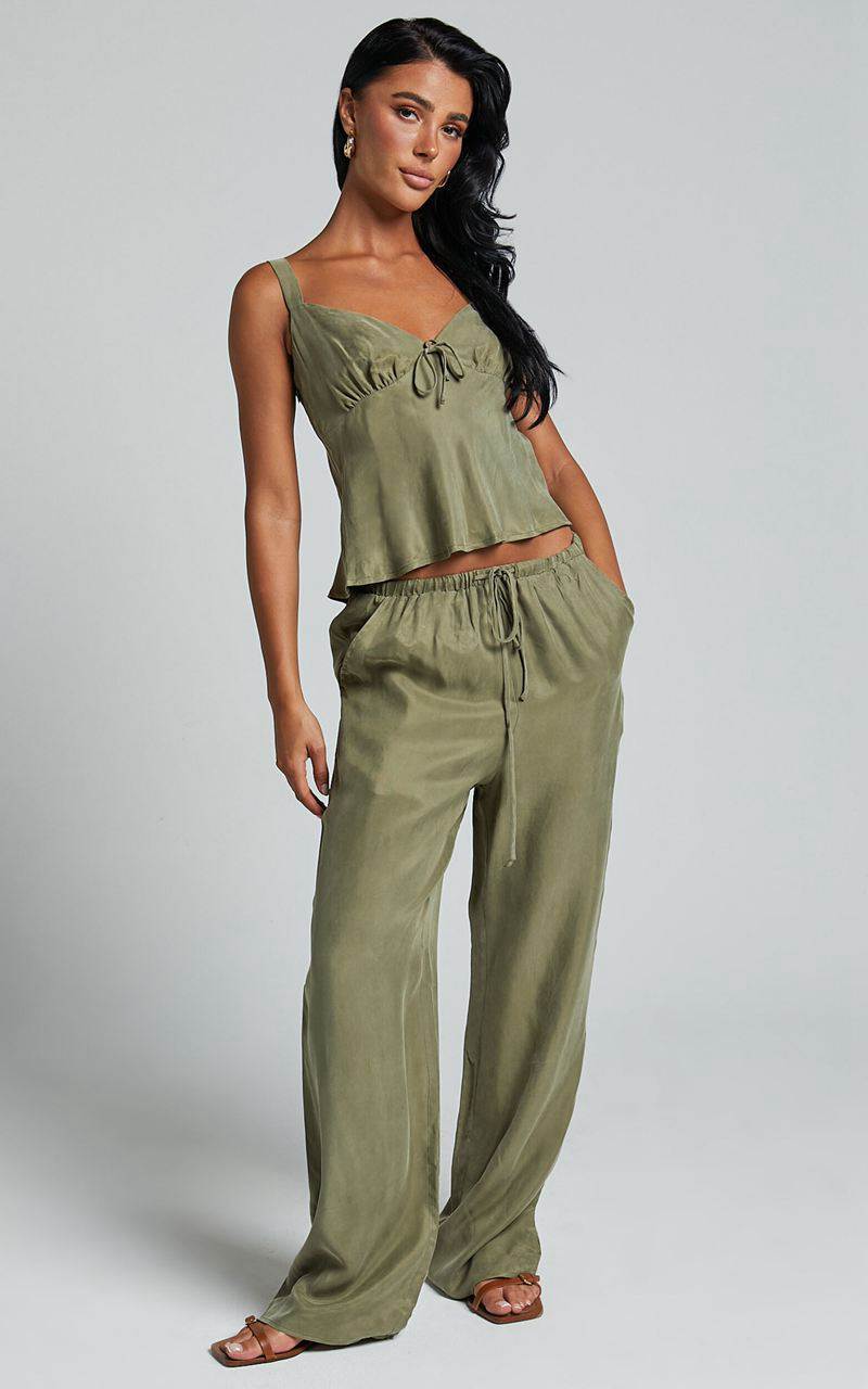 Showpo Chaya Pants - Cupro Mid Rise Relaxed Drawstring Pants Moss | HPIJZN519