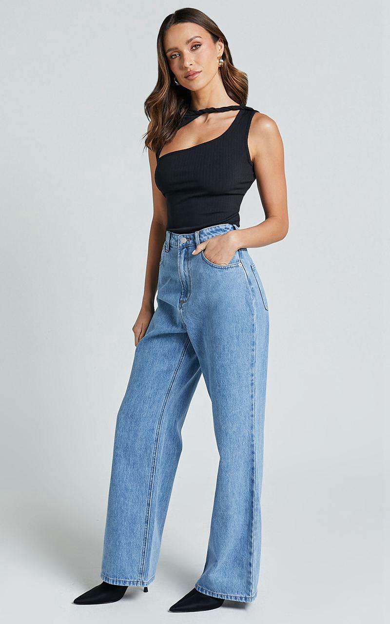 Showpo Cole Jeans - High Waist Relaxed Wide Leg Recycled Denim Jeans Mid Blue Wash | NVLQST768