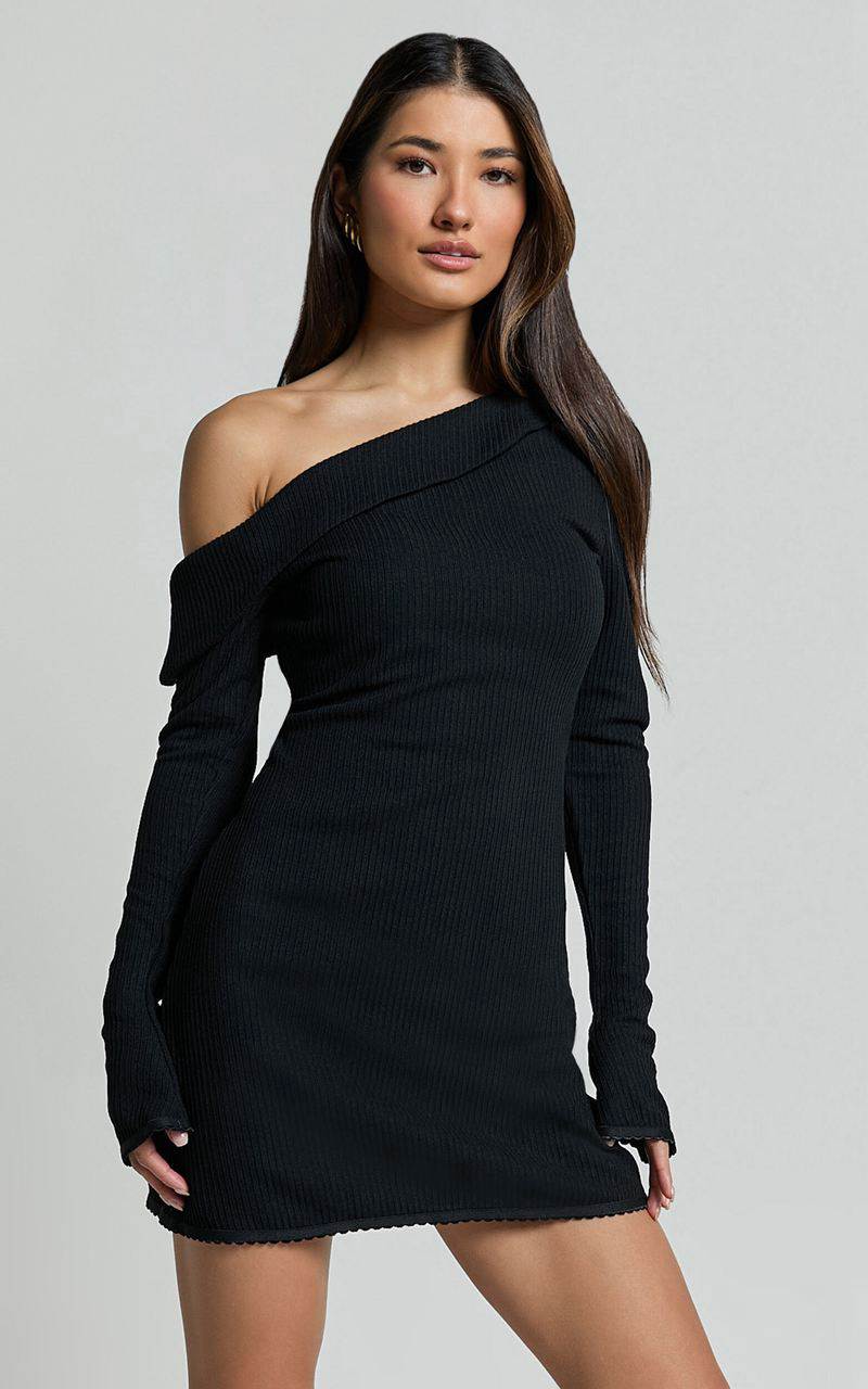 Showpo Danielle Mini Dress - Off Shoulder Long Sleeve Fitted Dress Black | LNYXFH942