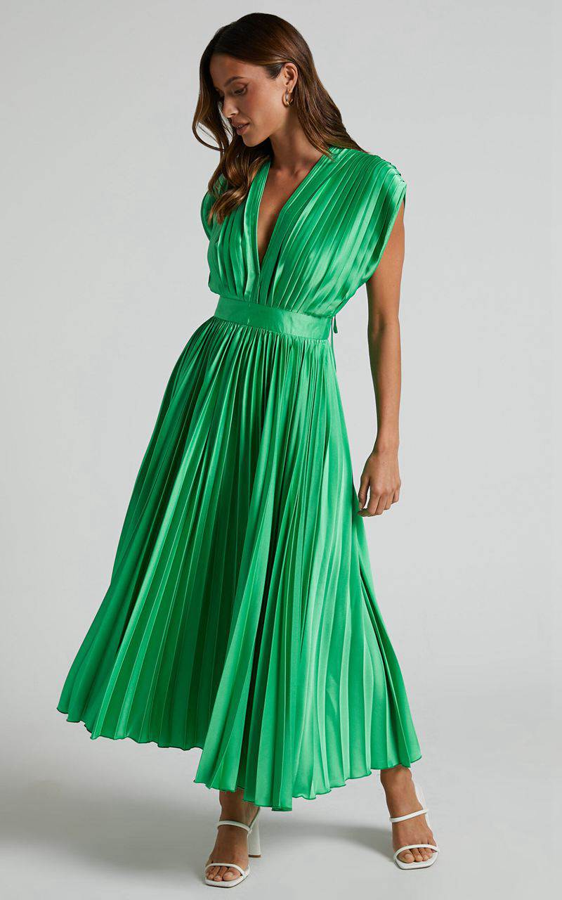 Showpo Della Midi Dress - Plunge Neck Short Sleeve Pleated Dress Green | ARCVOF082