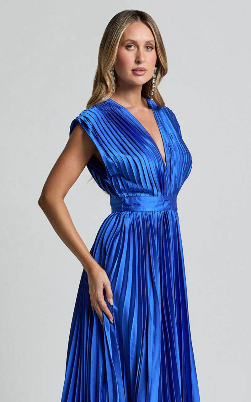 Showpo Della Midi Dress - Plunge Neck Short Sleeve Pleated Dress Cobalt | TGLSDX748